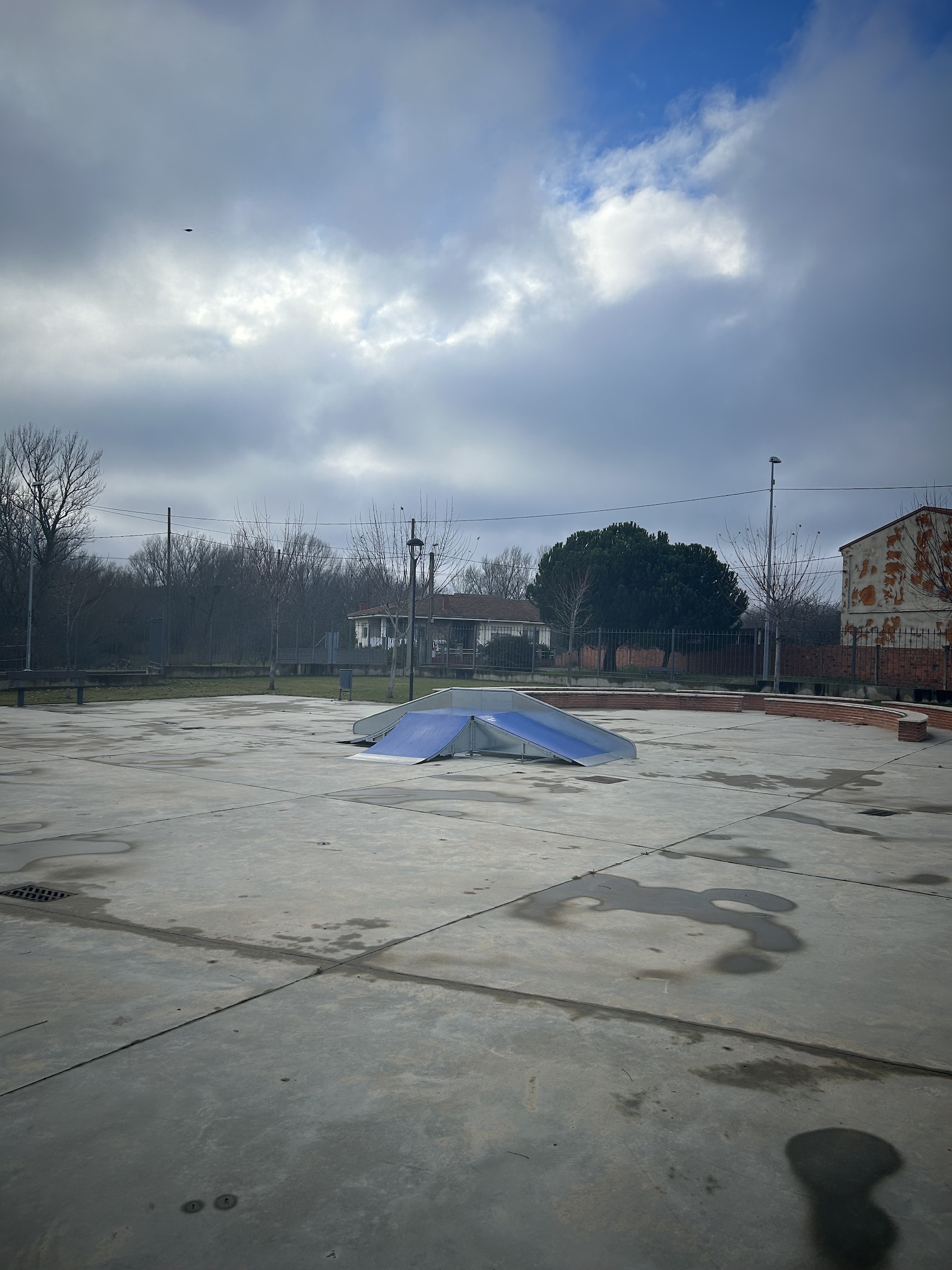 Santovenia de la Valdoncina skatepark